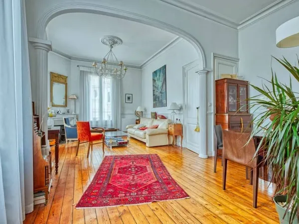 Appartement 4 pièces 113 m²