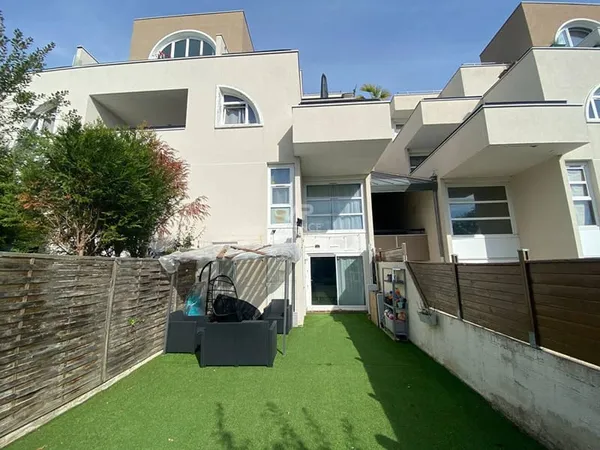 Duplex 5 pièces 93 m²