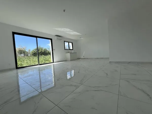 Maison de plain-pied 4 pièces 76 m²