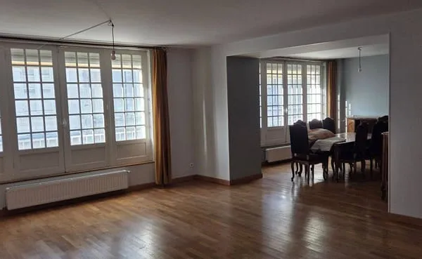 Appartement 5 pièces 136 m²