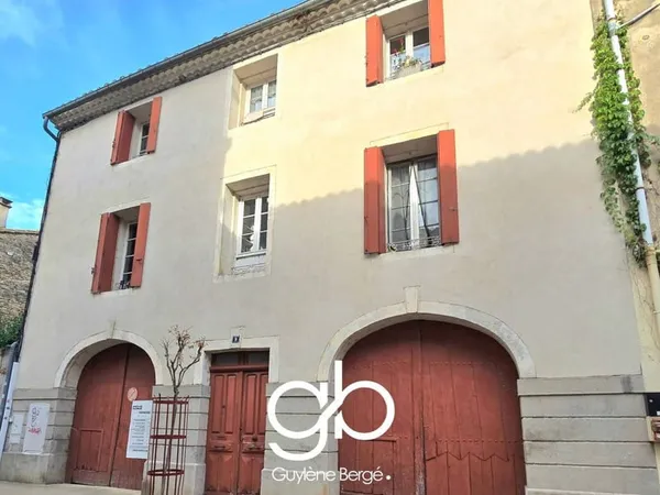 Immeuble 250 m²