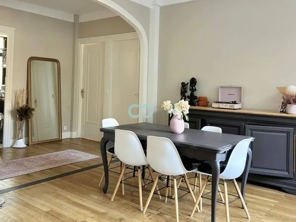 Appartement 5 pièces 87 m²