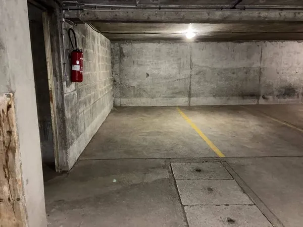 Parking 11 m²