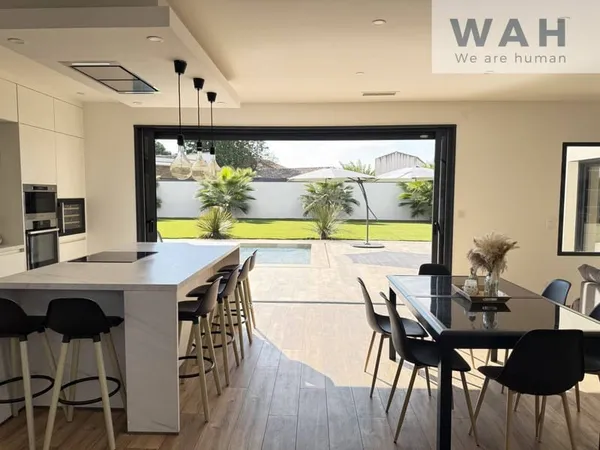 Villa 6 pièces 155 m²