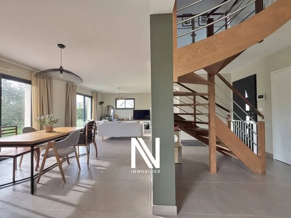 Maison 5 pièces 128 m²