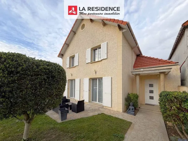 Maison 9 pièces 250 m²