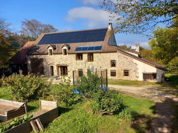 Maison 11 pièces 260 m²