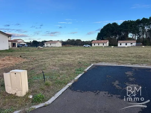 Terrain constructible 570 m²