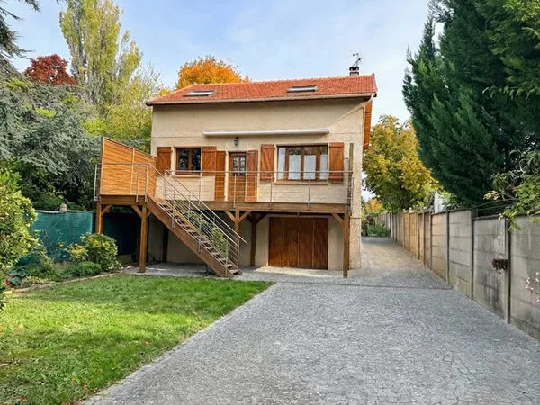Maison 6 pièces 108 m²