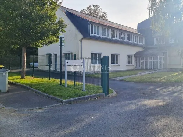 Immeuble 585 m²