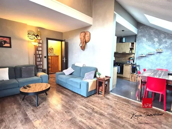 Duplex 4 pièces 80 m²