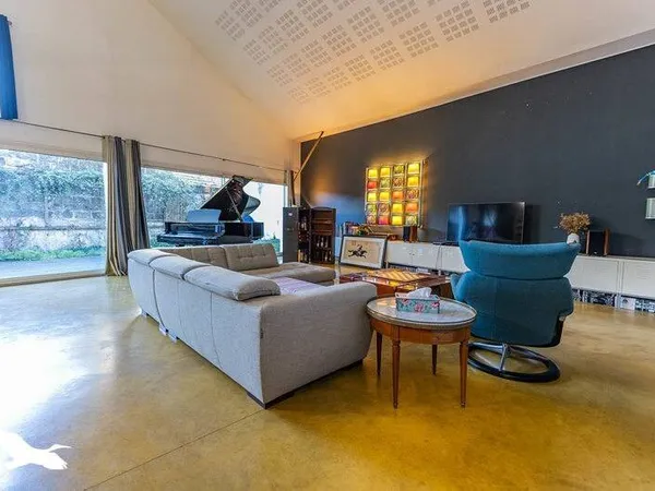 Appartement 8 pièces 284 m²