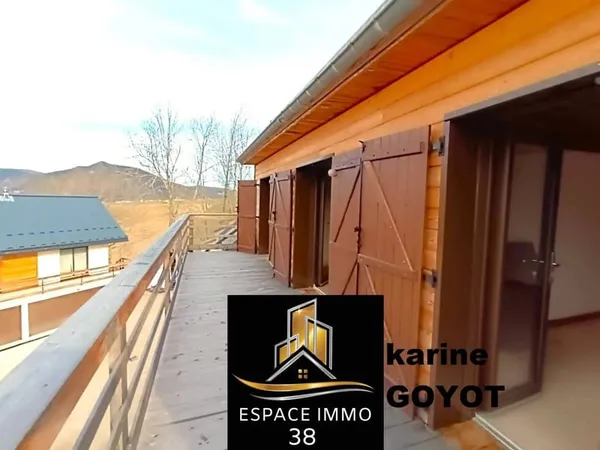 Appartement 7 pièces 111 m²