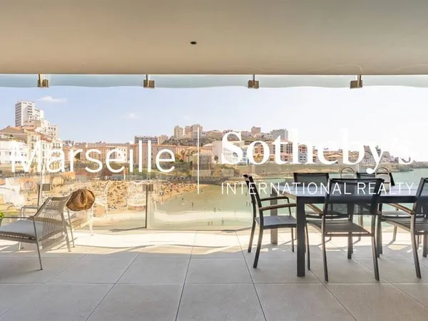 Appartement 3 pièces 150 m²