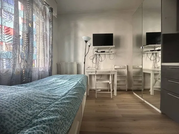Studio 1 pièce 14 m²