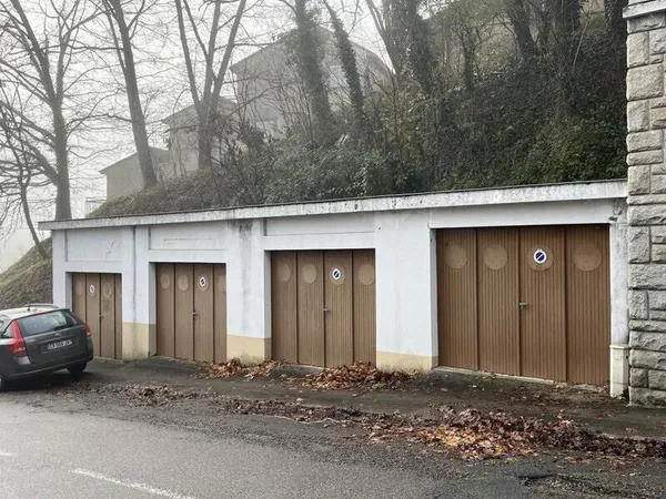 Stationnement Vente Tulle   40000€