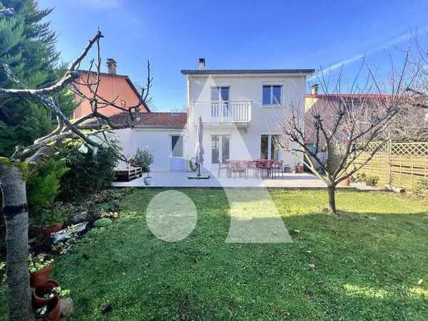 Maison 5 pièces 109 m²
