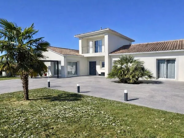 Maison 6 pièces 190 m²