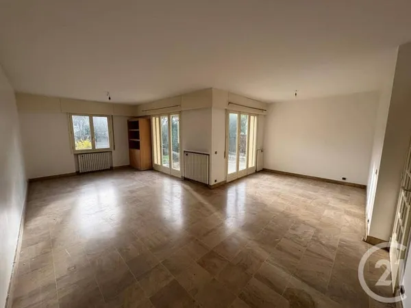 Maison 6 pièces 148 m²