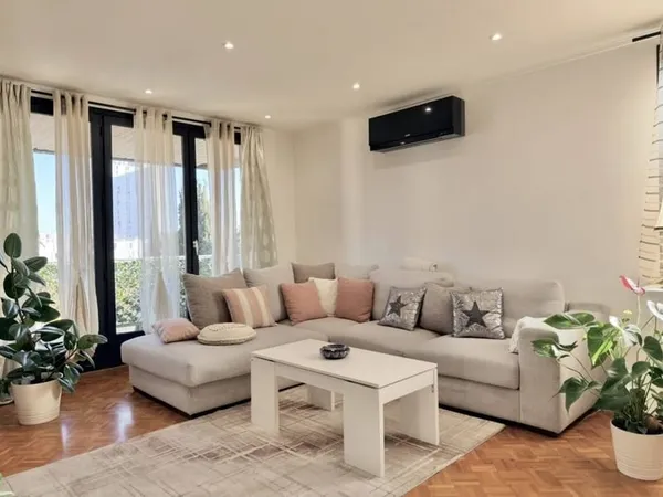 Appartement 4 pièces 80 m²