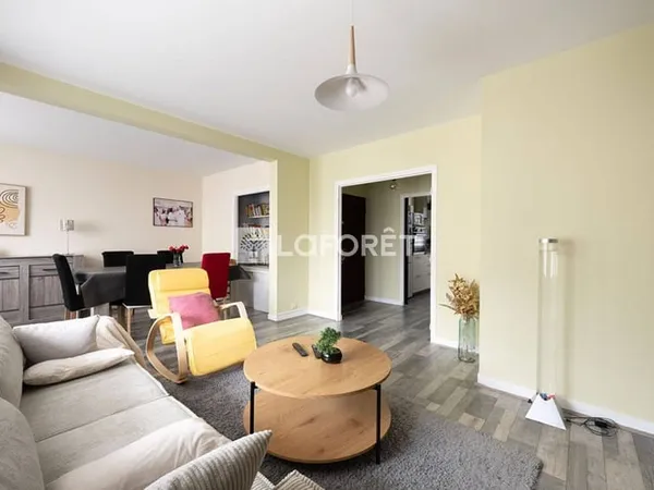 Appartement 6 pièces 103 m²