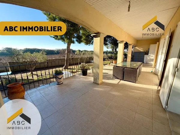 Maison 8 pièces 208 m²