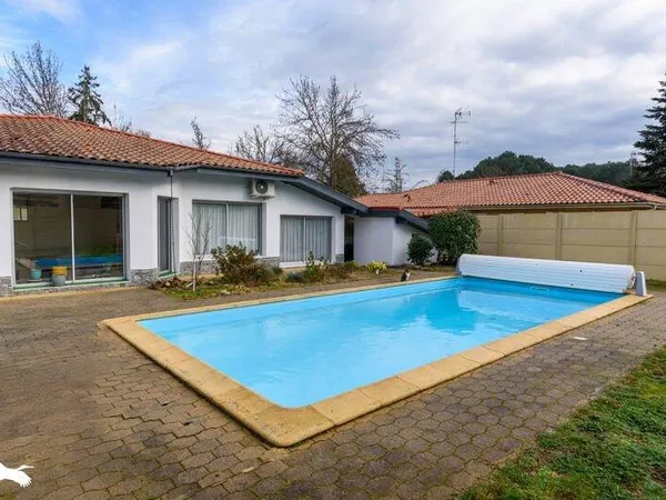 Maison de plain-pied 4 pièces 98 m²