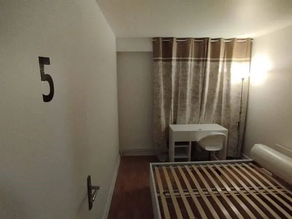 Studio 1 pièce 9 m²