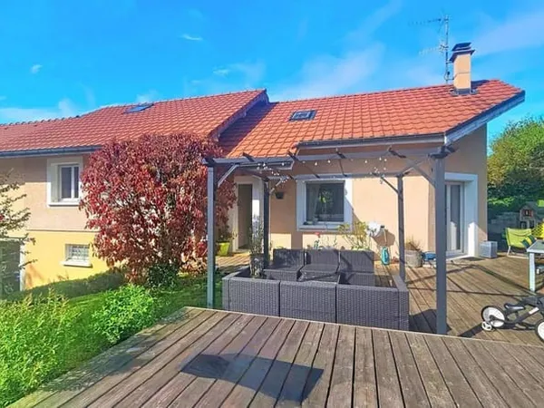 Maison 9 pièces 183 m²