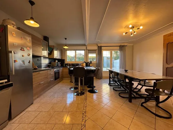 Maison 6 pièces 106 m²