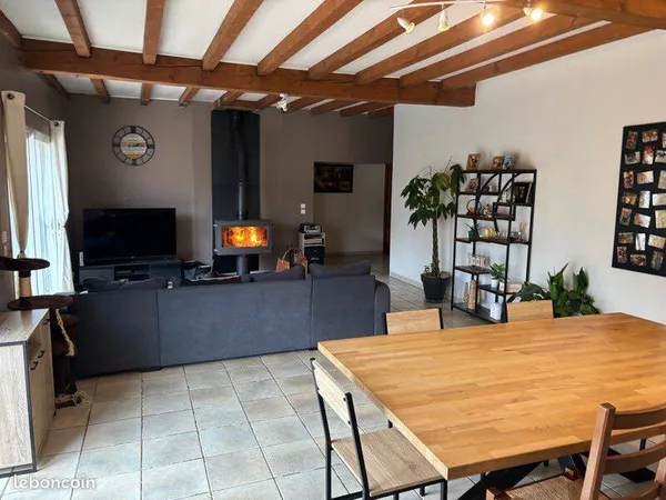 Maison 9 pièces 135 m²
