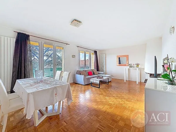 Appartement 4 pièces 84 m²