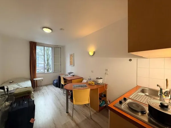 Studio 1 pièce 19 m²