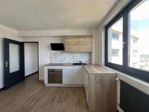 Appartement 5 pièces 75 m²