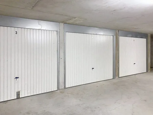 Parking 12 m²