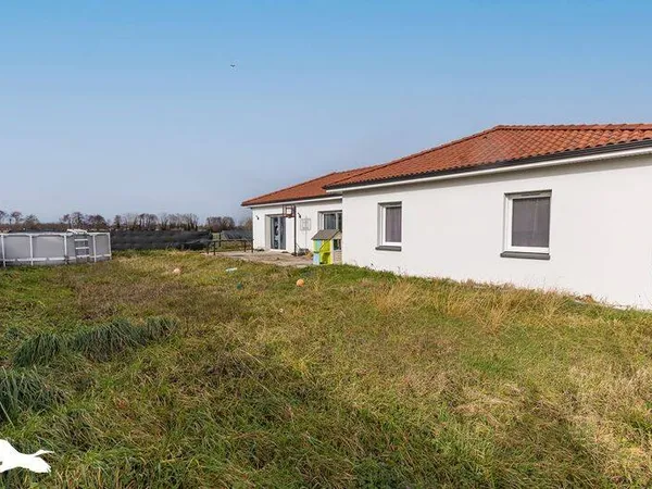 Maison de plain-pied 6 pièces 105 m²