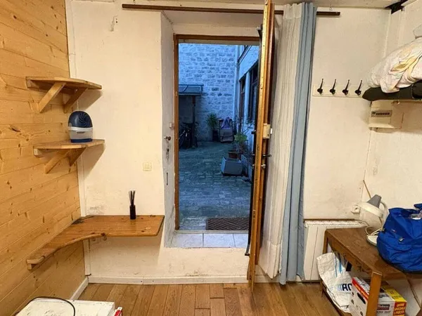 Studio 1 pièce 20 m² 