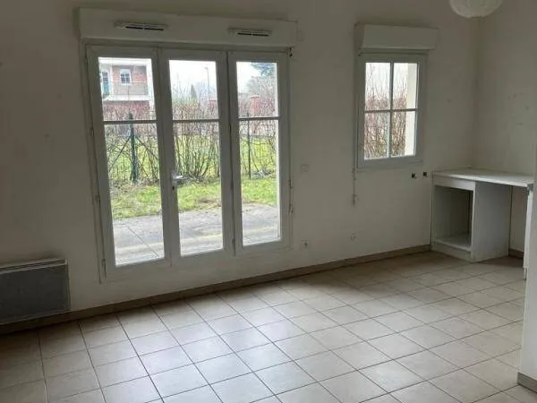 Studio 1 pièce 26 m² 