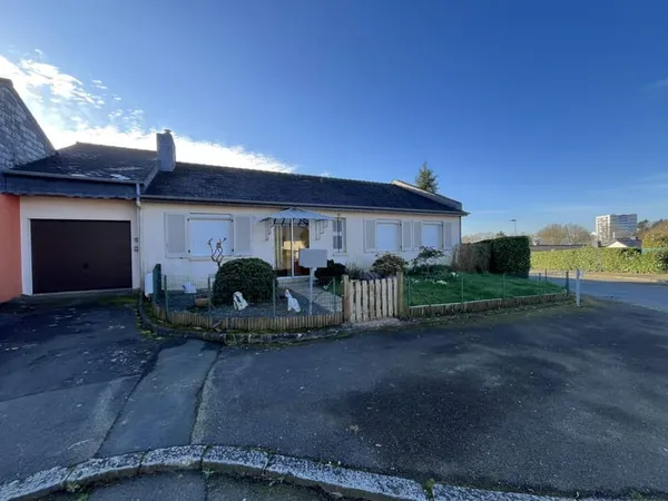Maison de plain-pied 5 pièces 102 m² 