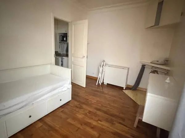 Appartement 1 pièce 17 m² 