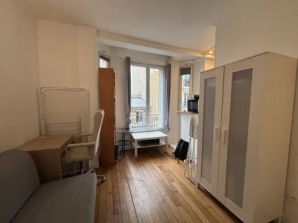 Appartement 1 pièce 16 m² 