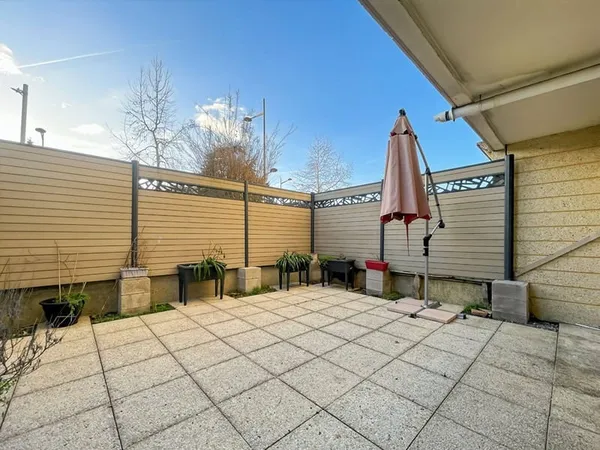 Appartement 4 pièces 77 m² 