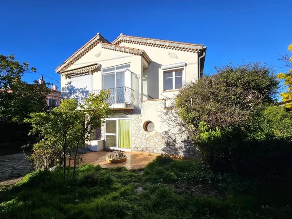 Villa 6 pièces 140 m² 
