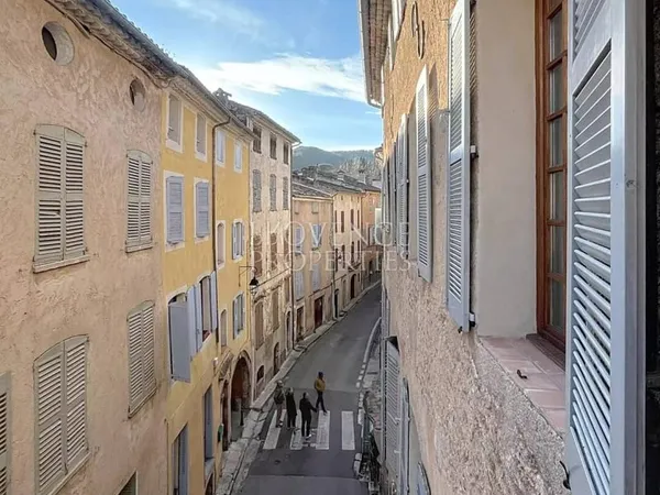 Appartement 11 pièces 67 m² 