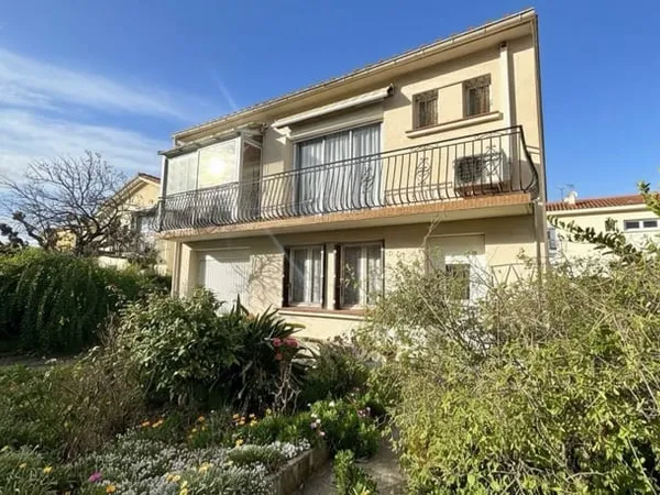 Villa 5 pièces 142 m² 