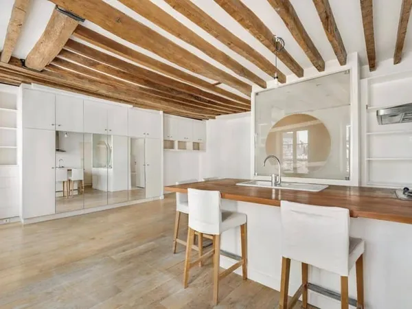 Studio 1 pièce 38 m² 