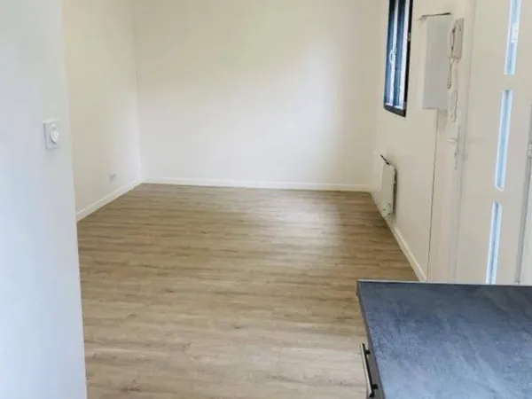 Studio 1 pièce 22 m² 
