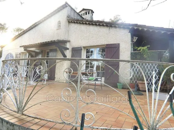 Maison de plain-pied 5 pièces 95 m² 