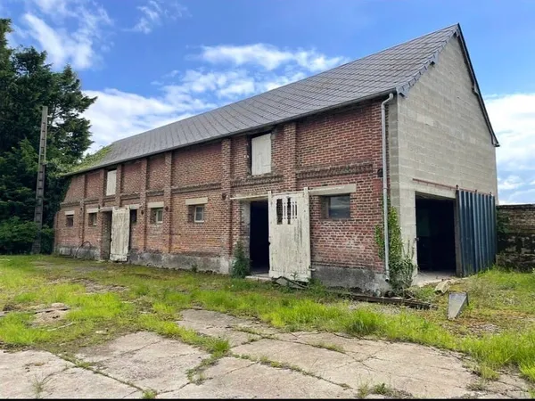 Maison 1 pièce 250 m² 