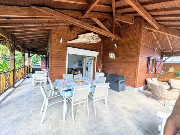 Maison de plain-pied 4 pièces 100 m² 